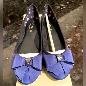 Ted Baker Blue Topaz Bow Ballet Flats Size 37.5 - NEW IN BOX